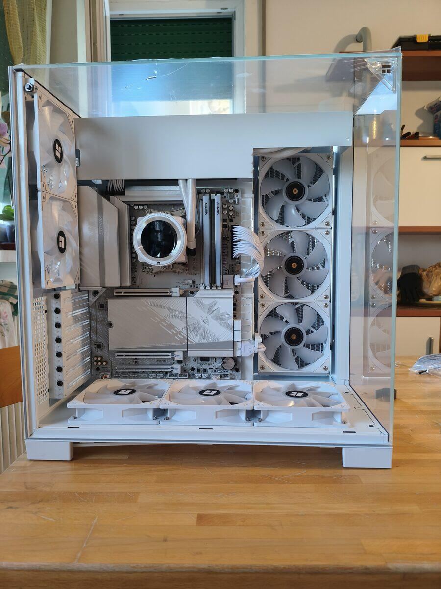PC gaming build in progress — Il Garage dei PC