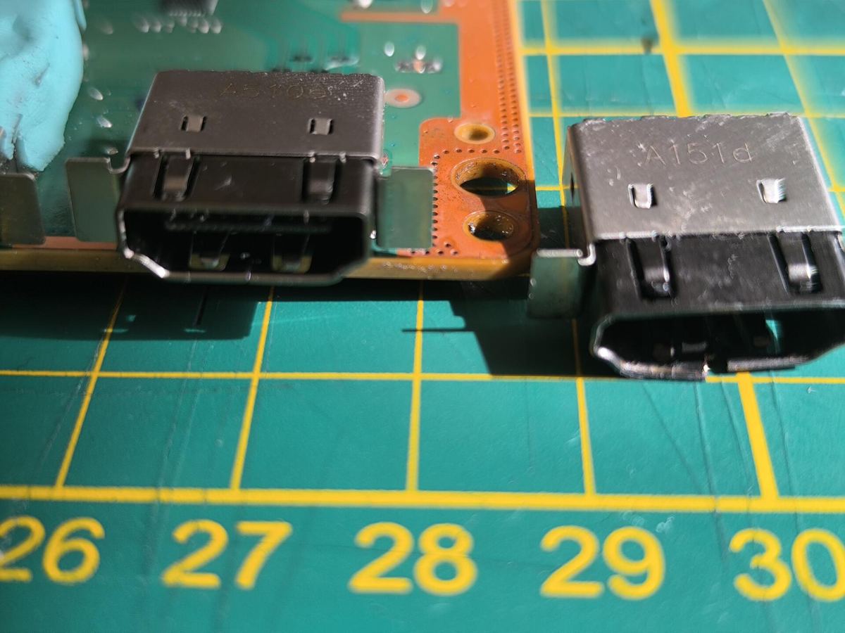Porta HDMI sostituita in microsaldatura