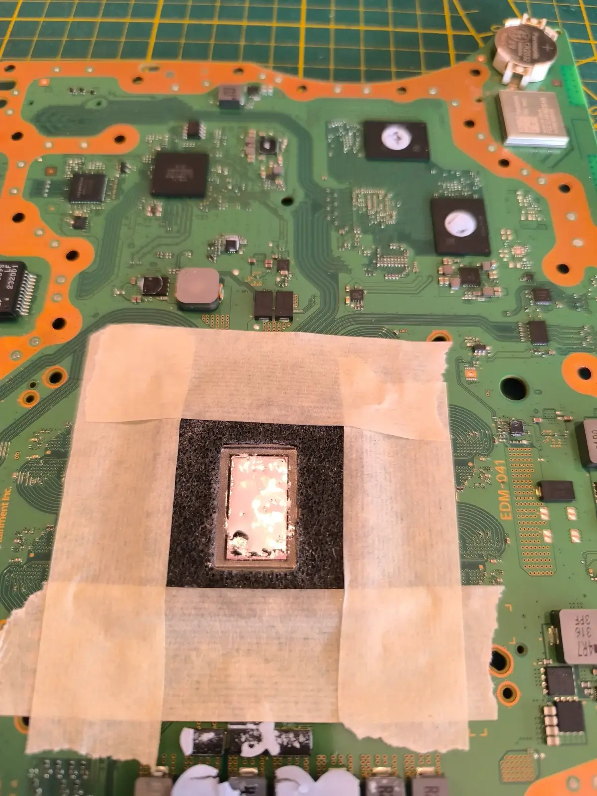 PS5 — Liquid Metal Reapplication